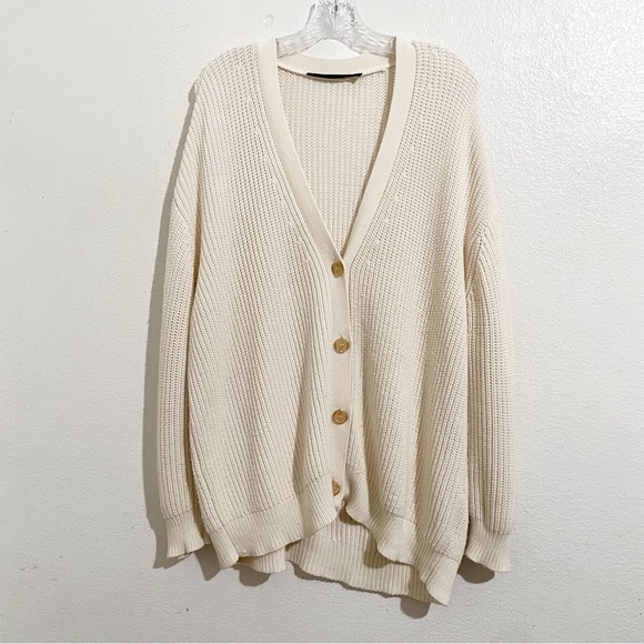 Jenni Kayne Cotton Cocoon Cardigan Sweater in Ivory - Picture 4 of 12